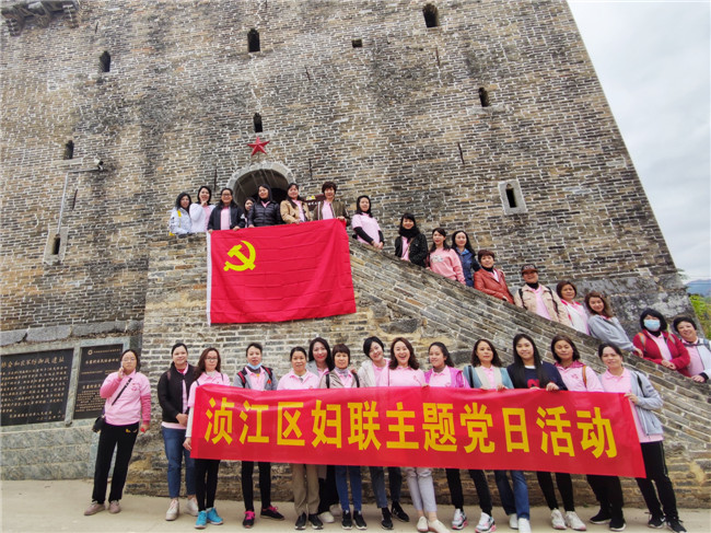 大合照2.jpg