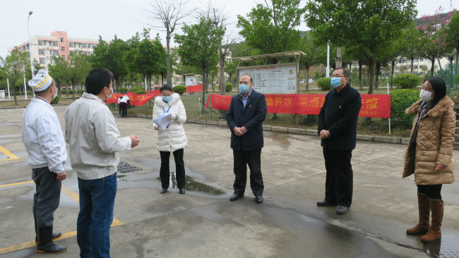 浈江区全力做好复工复产企业疫情防控工作.jpg