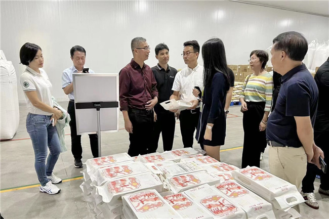 调研组在广州和稻丰农业科技发展有限公司参观.jpg