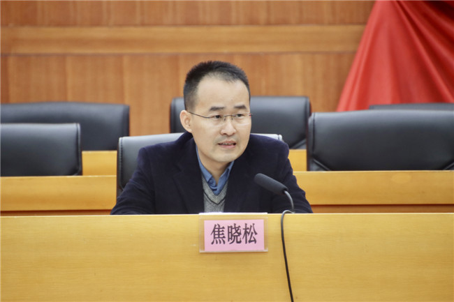 市“百千万工程”指挥办综合文秘组组长焦晓松现场授课.jpg