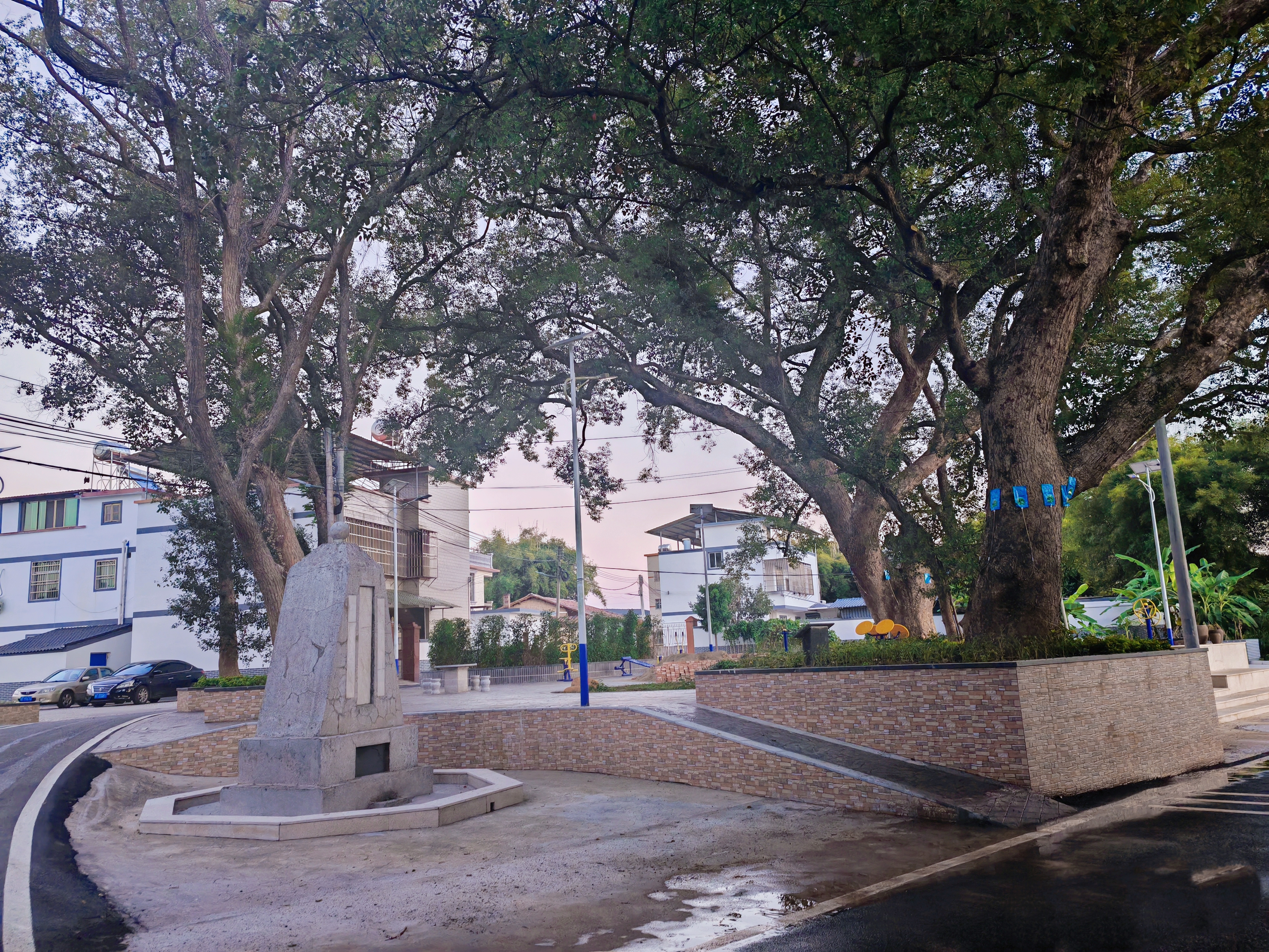 村口公园改造后.jpg