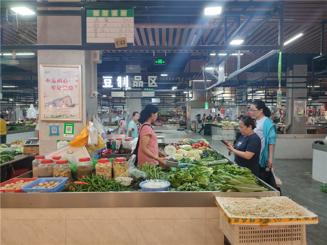 通天坡菜市场.jpg