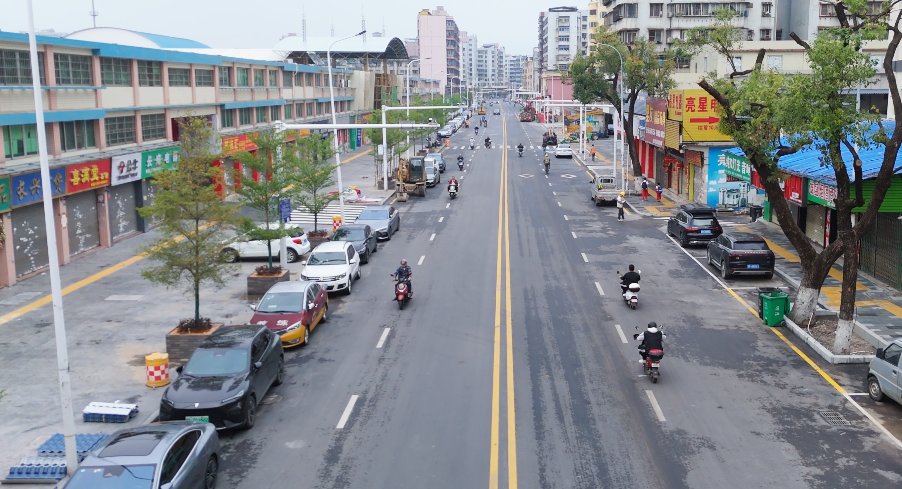 火车东站（站南路）.png