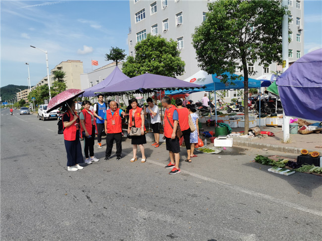 7月17日人大曲仁工委开展城市精细化管理视察活动.jpg
